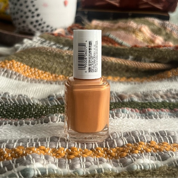 🏷️ 🆕 🎉 essie • warm orange nail polish “1822 sol searching” - Picture 10 of 12